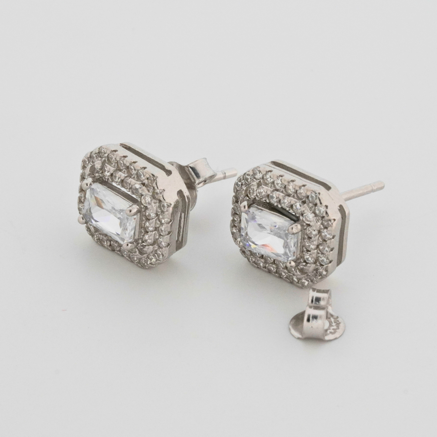 White Quadra Rhodium Earrings