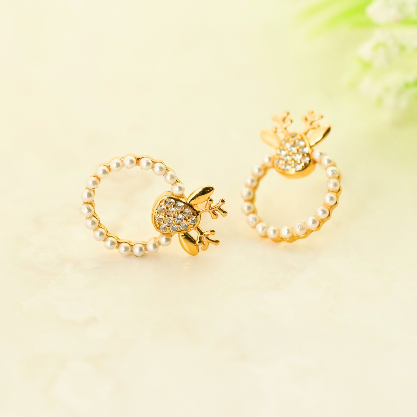 Rudolph Pearl Earrings