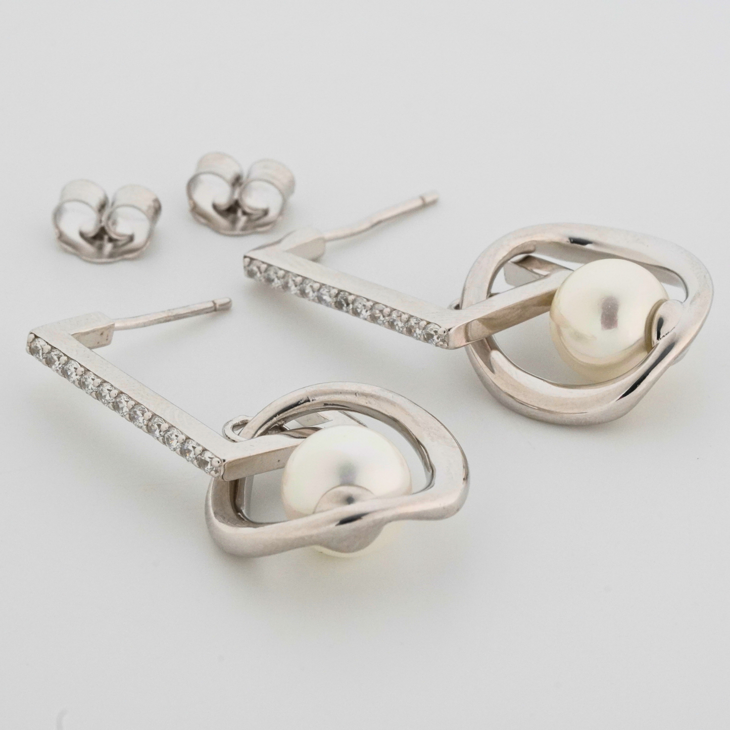 Lumendrop Rhodium Earrings