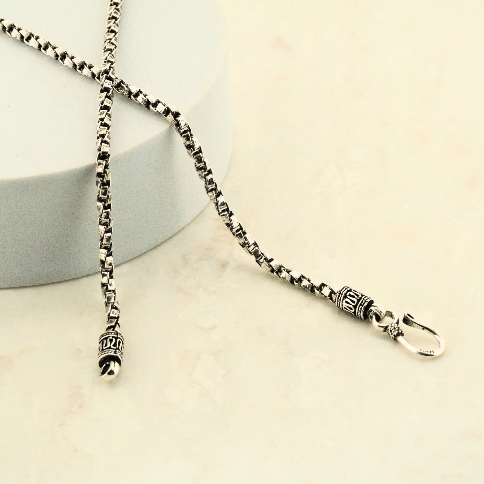 Oliver Darkened Chain