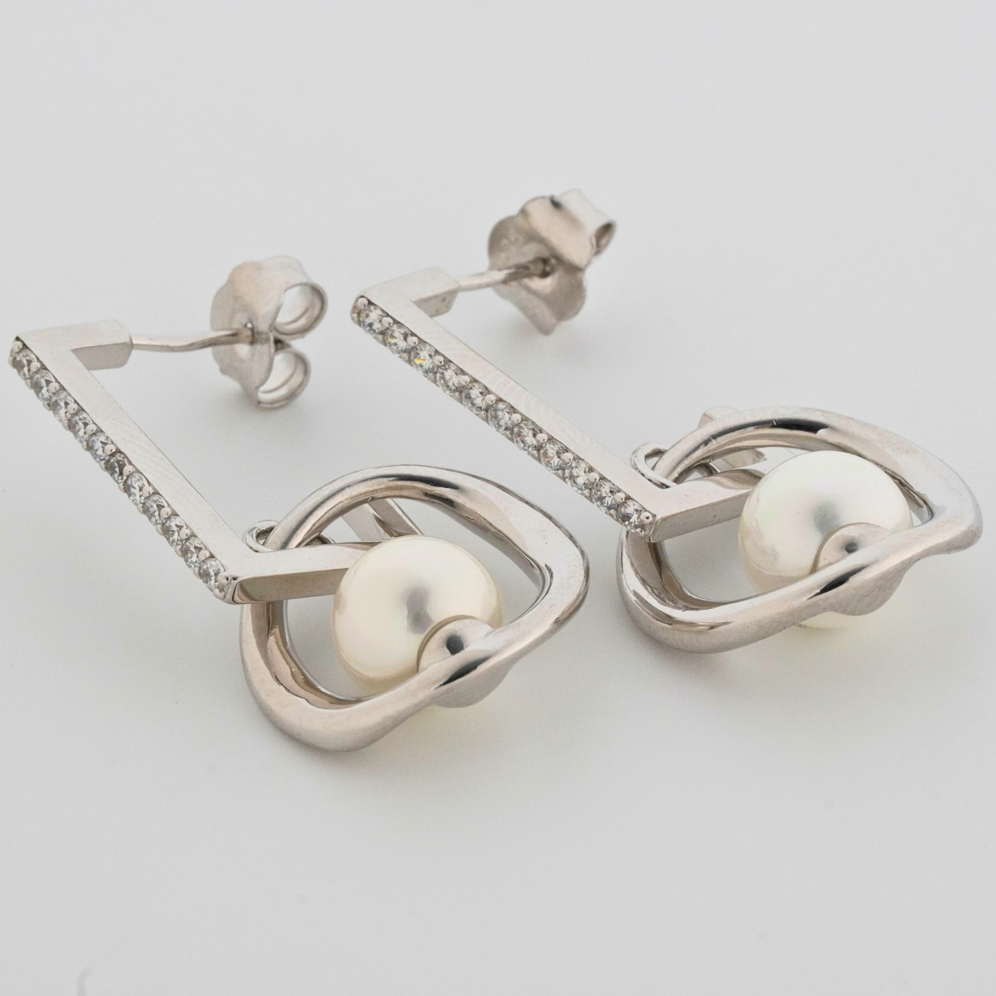 Lumendrop Rhodium Earrings