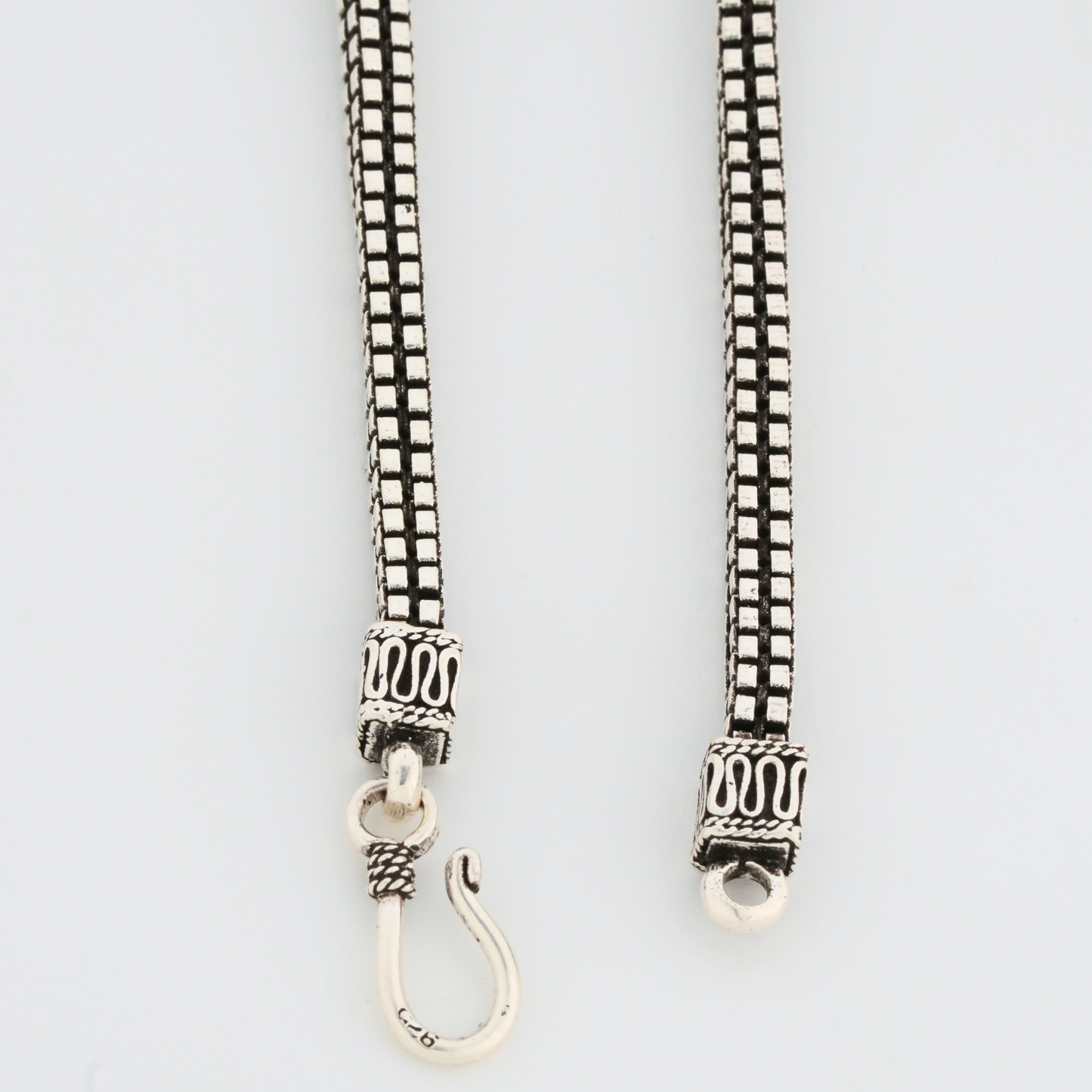 QuadCube Darkened Chain