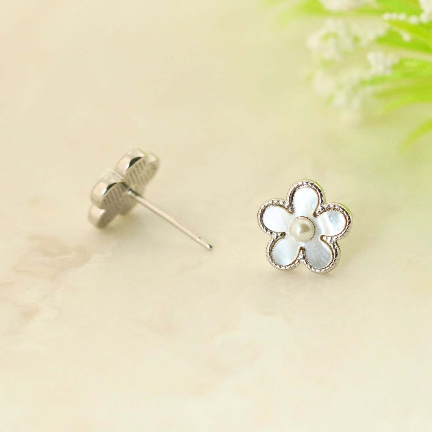 Flora Rhodium Earrings