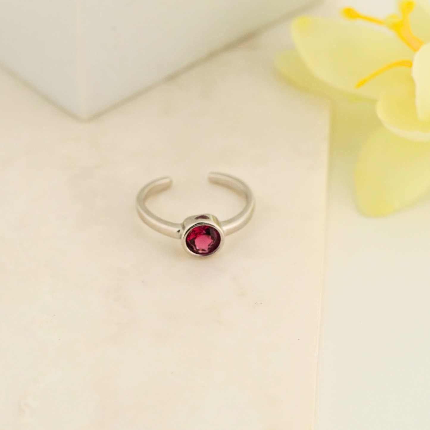 Red Singularity Rhodium Toe Rings