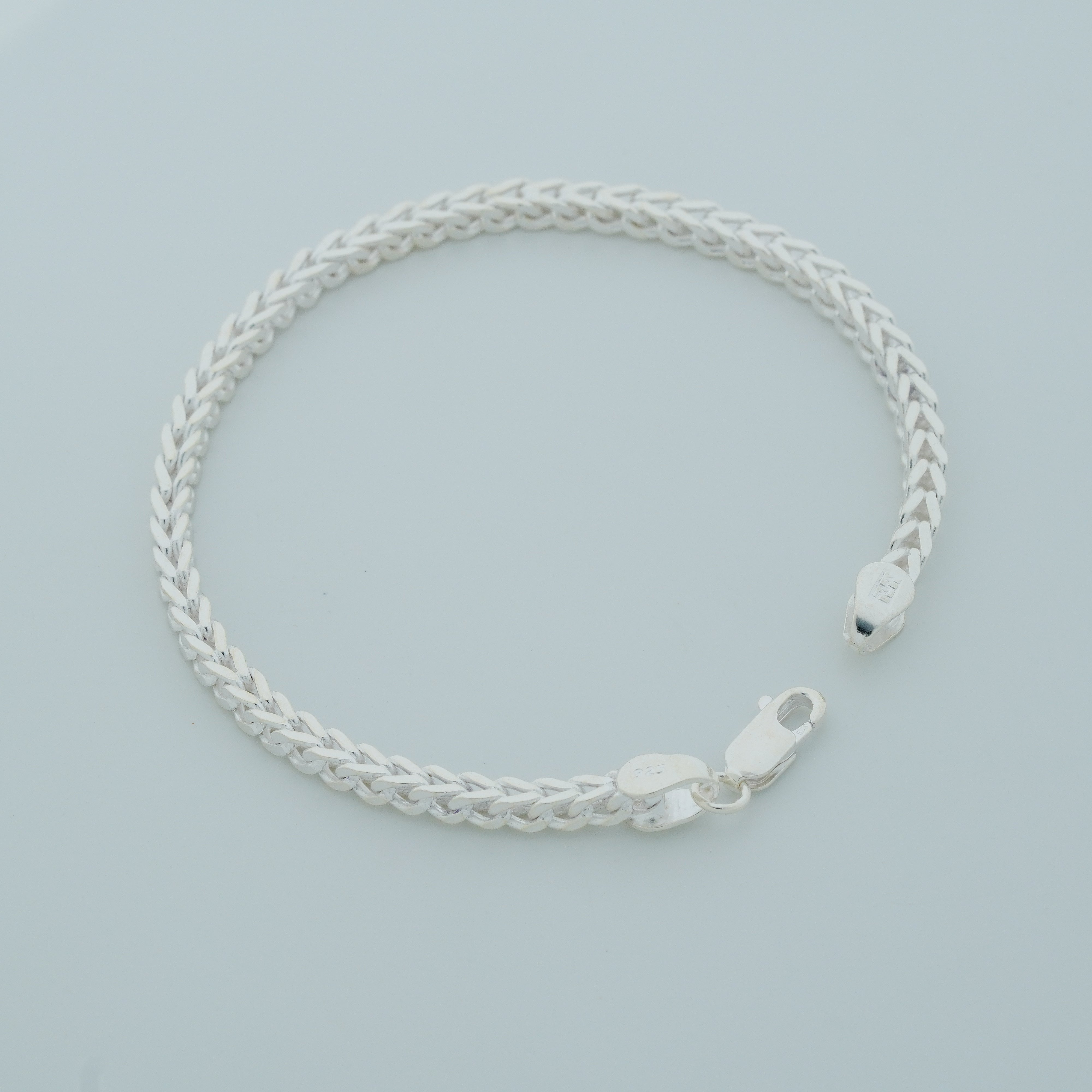 Goldfinger Chain Bracelet