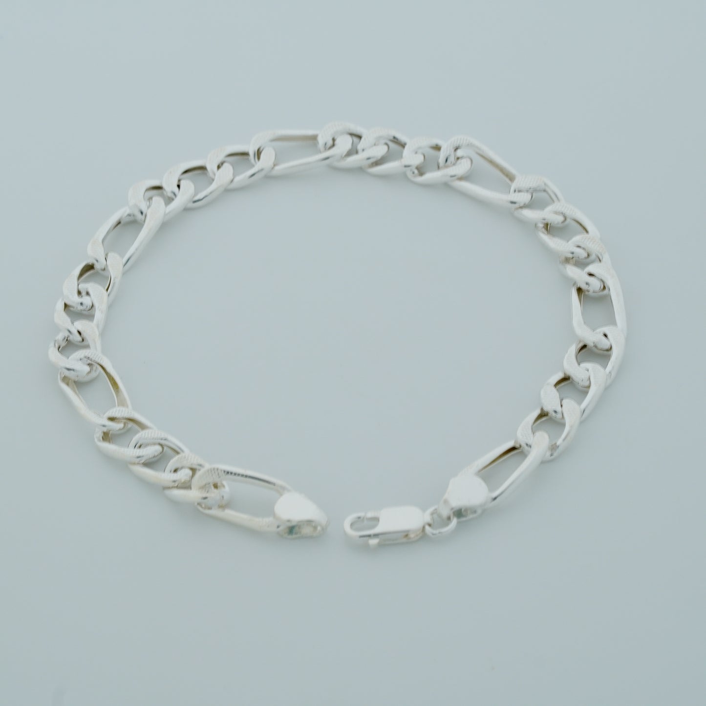 Adonis Hollow Chain Bracelet
