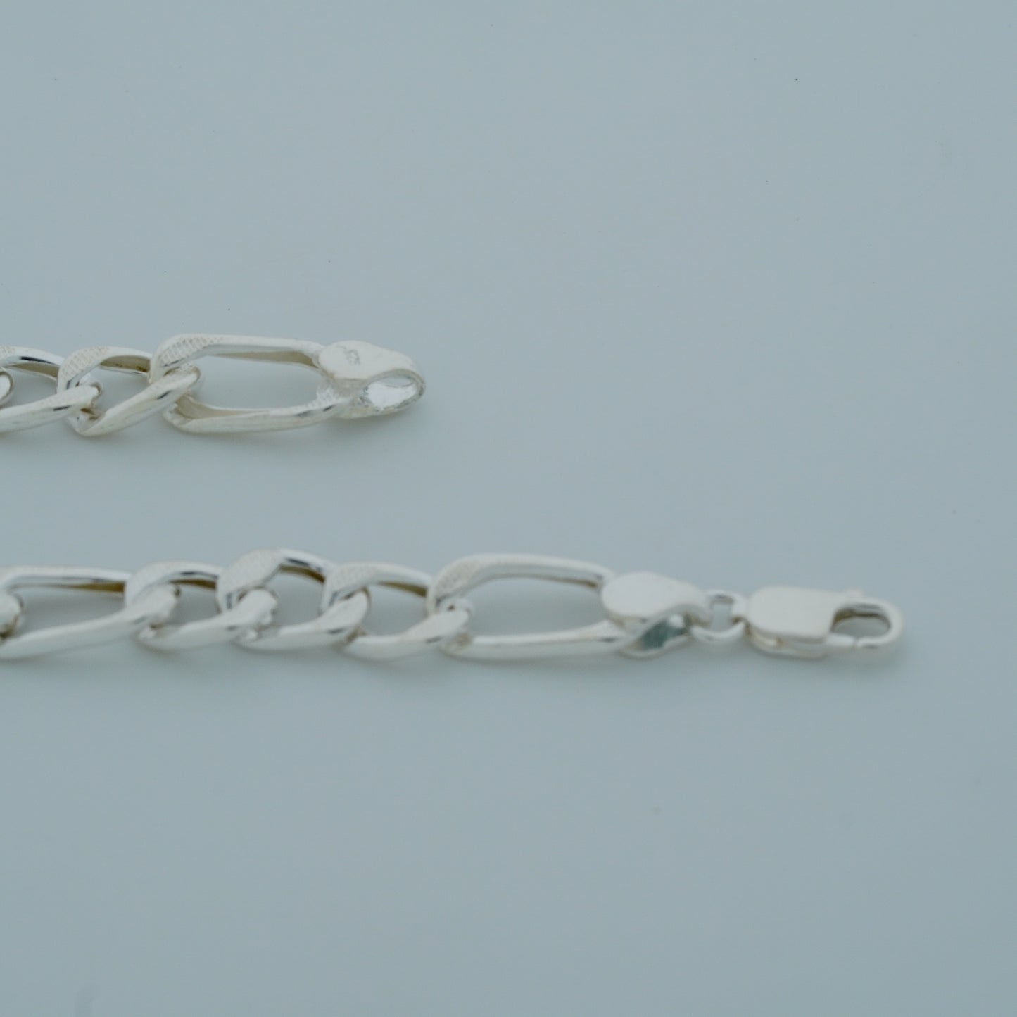 Adonis Hollow Chain Bracelet