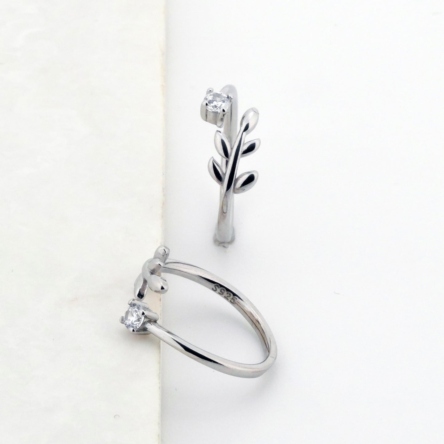 Wraith Rhodium Toe Rings