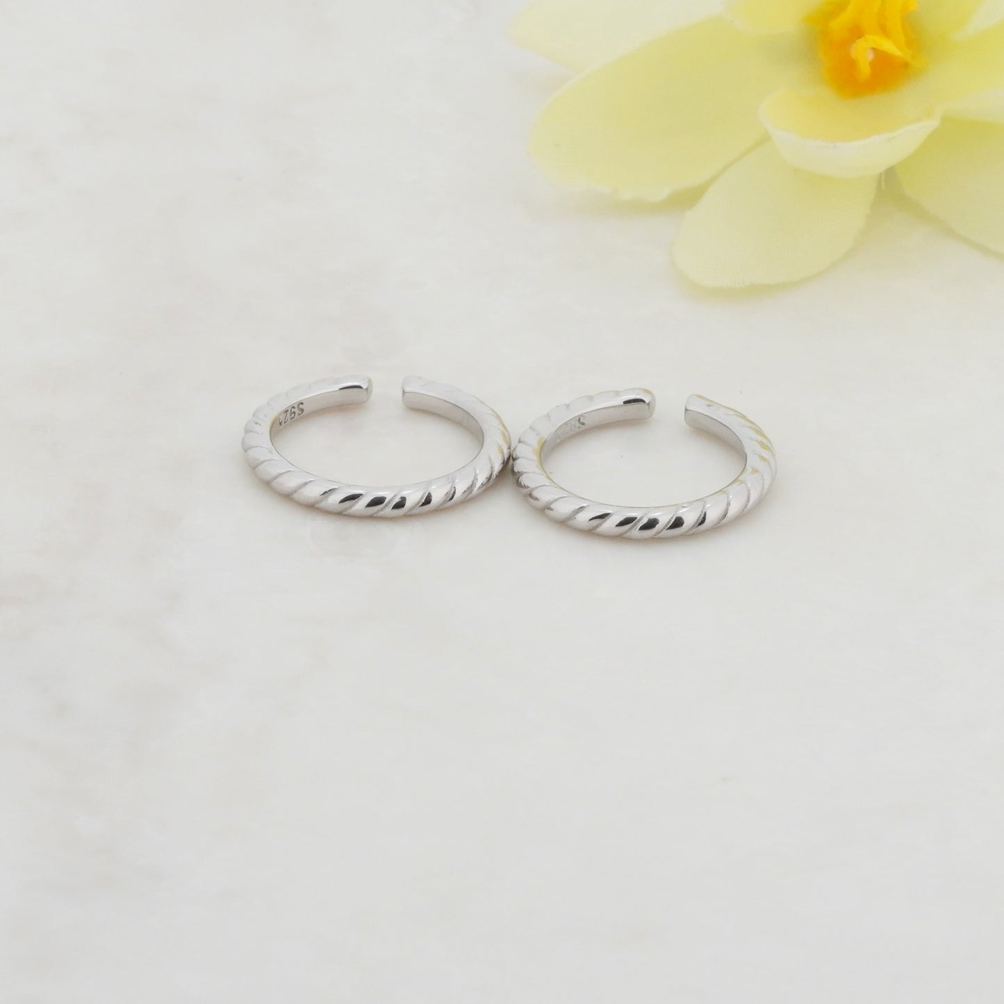 Braids Rhodium Toe Rings