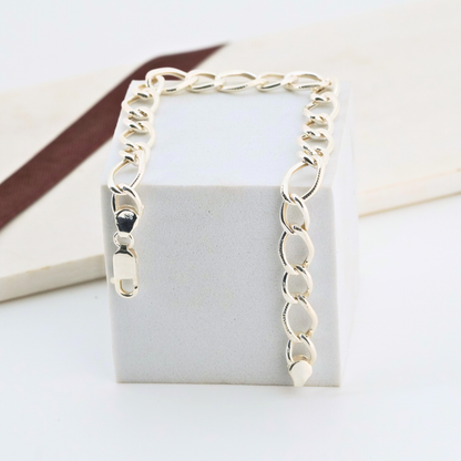 Elias Hollow Chain Bracelet