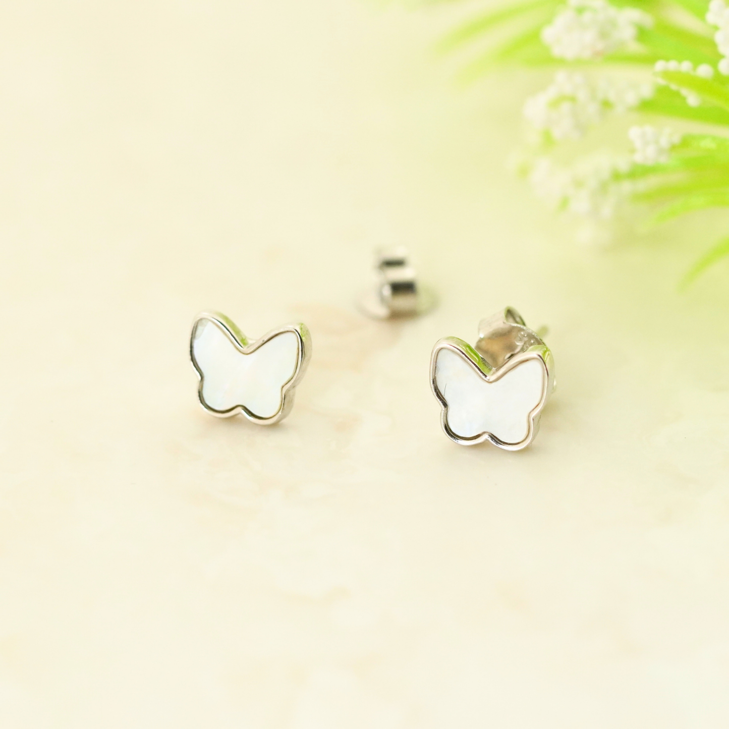 Milkwing Rhodium Earrings