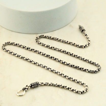 Oliver Darkened Chain