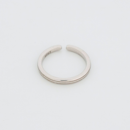 Simplicity Rhodium Toe Rings