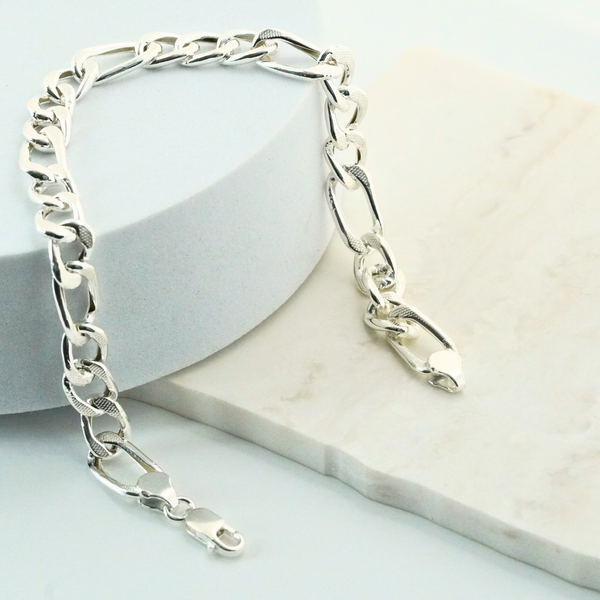 Adonis Hollow Chain Bracelet 1