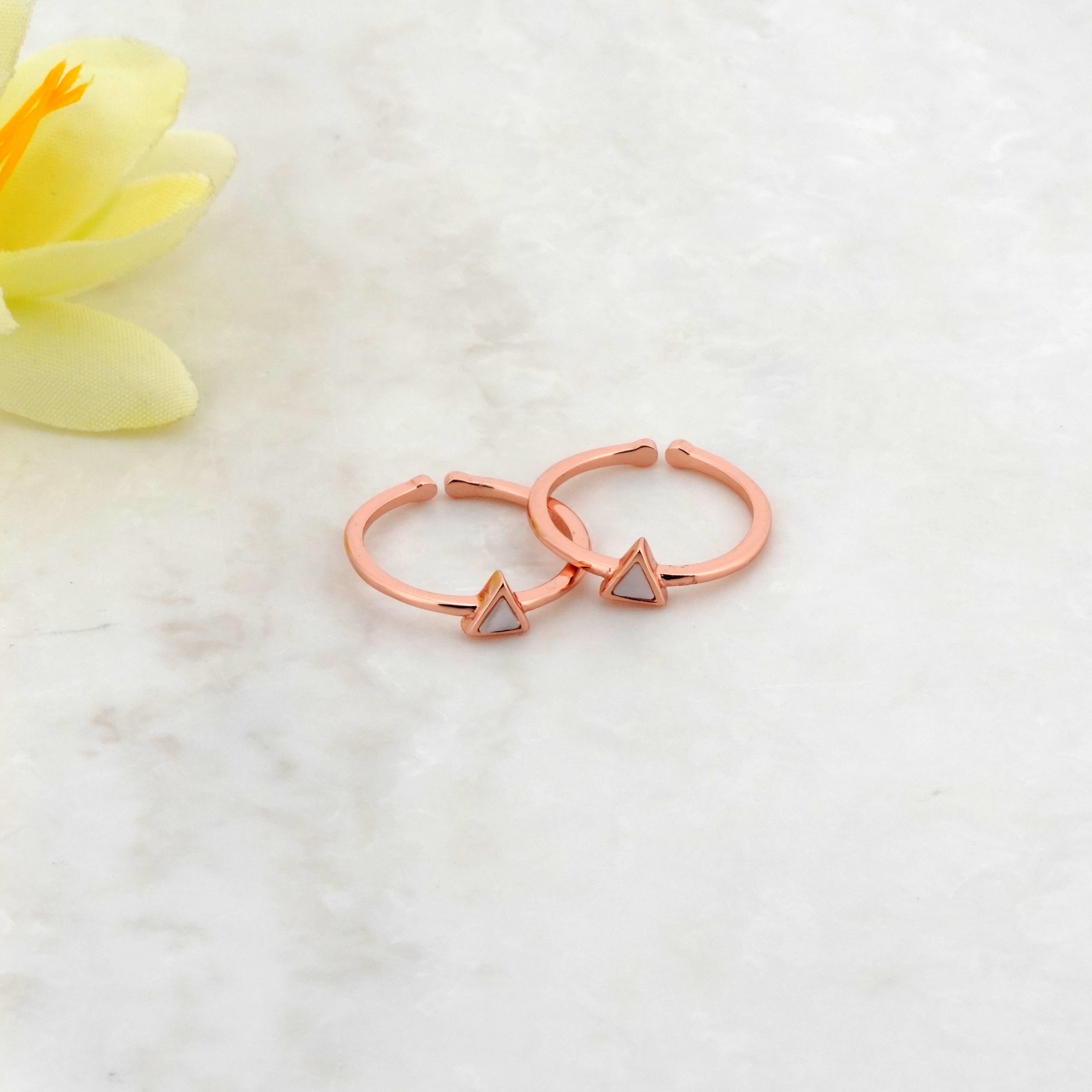 Angular Rose Gold Toe Rings 1 