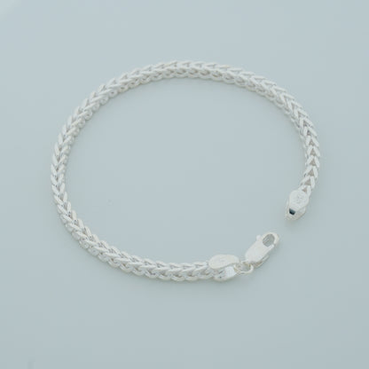 Goldfinger Chain Bracelet