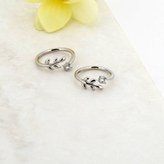 Wraith Rhodium Toe Rings