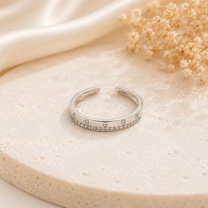 Divinity Studded Rhodium Toe Ring 1