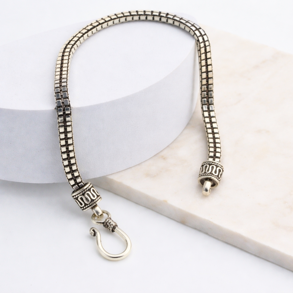 DoubleCube Darkened Bracelet 1