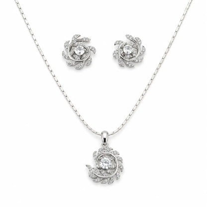 Enchantment Studded Pendant Set with Removable Venetian Chain 3