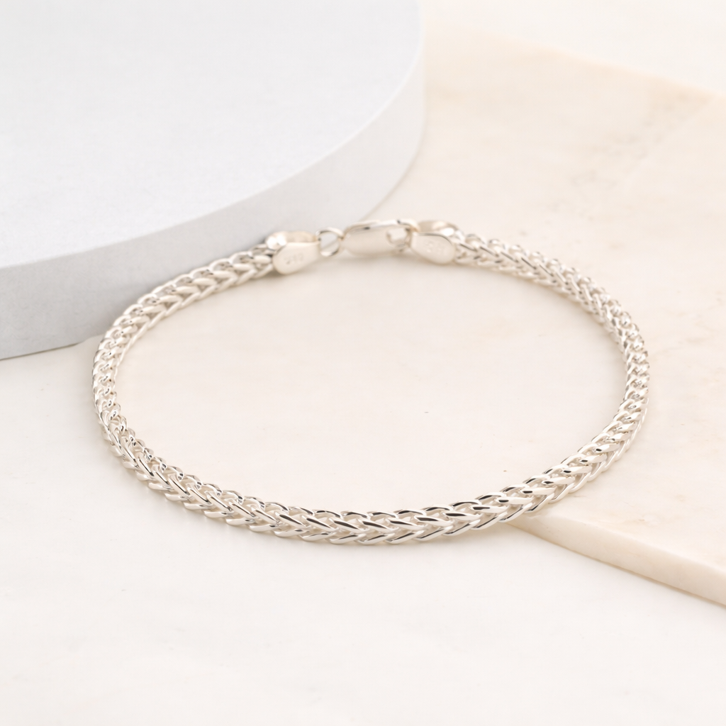 Goldfinger Chain Bracelet 1