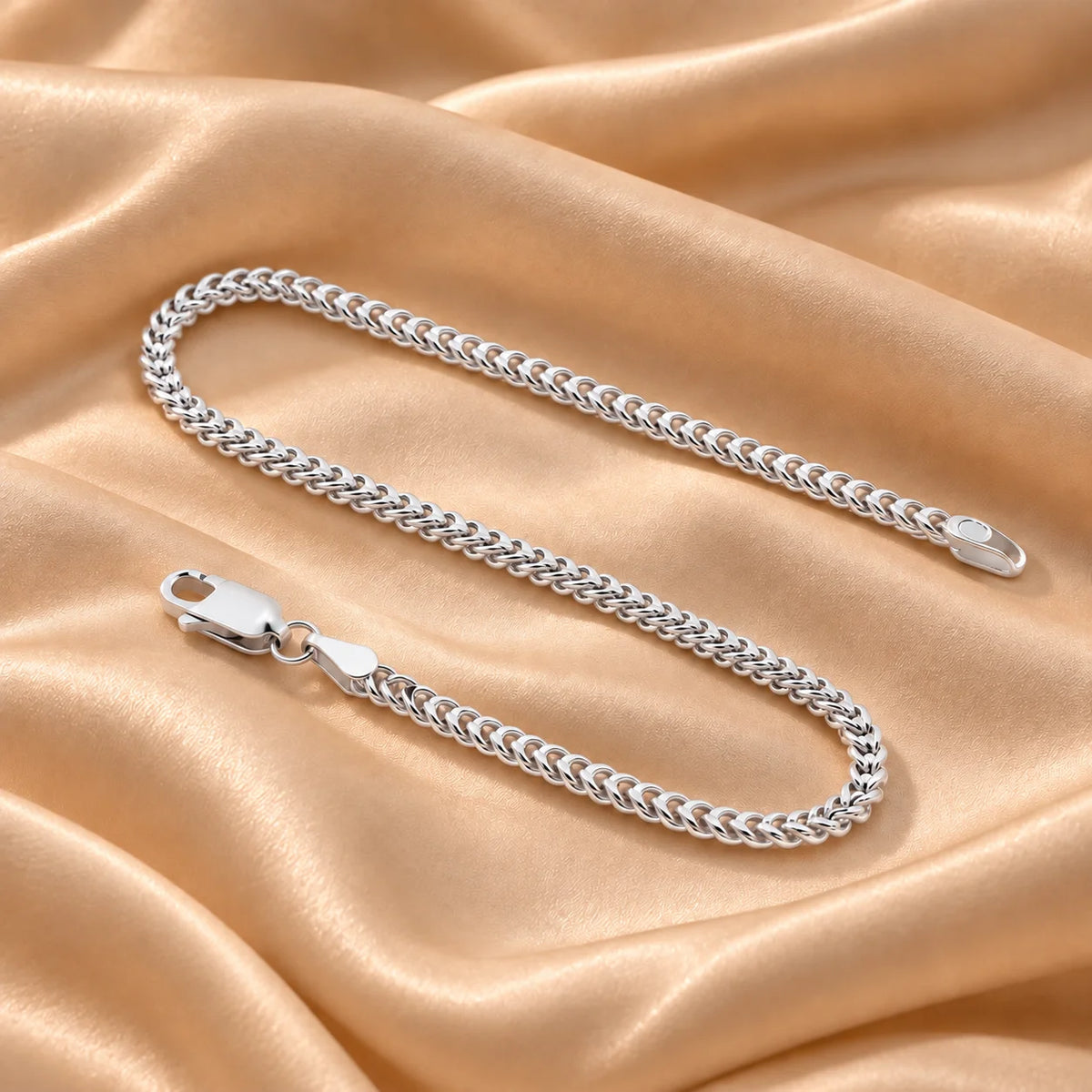 Goldfinger Rhodium Bracelet for Men 2