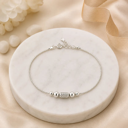 Minimal Beads Silver Bracelet for Women 1