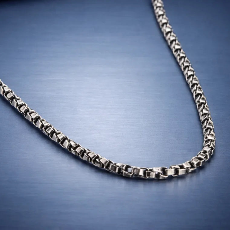 Oliver Darkened Chain 6