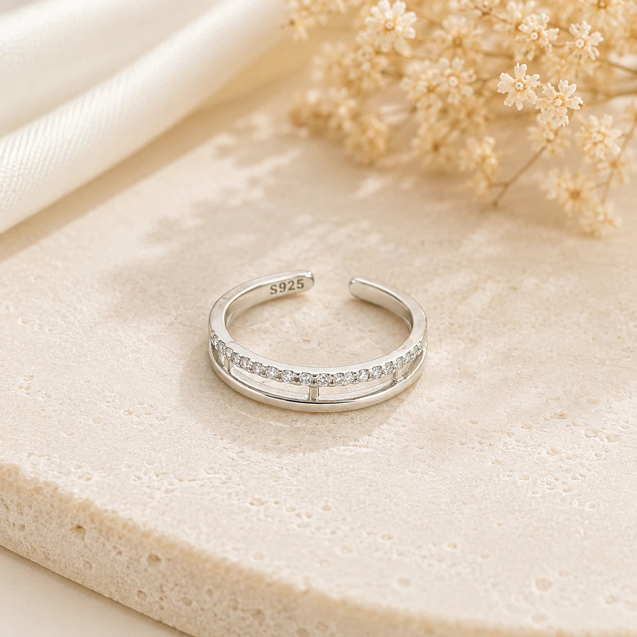 Parallels Studded Rhodium Toe Ring  1
