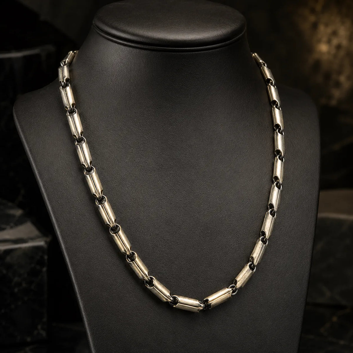 Raven Signature Matte Chain for Men 1