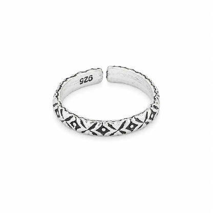 Regal Oxidised Toe Ring  4