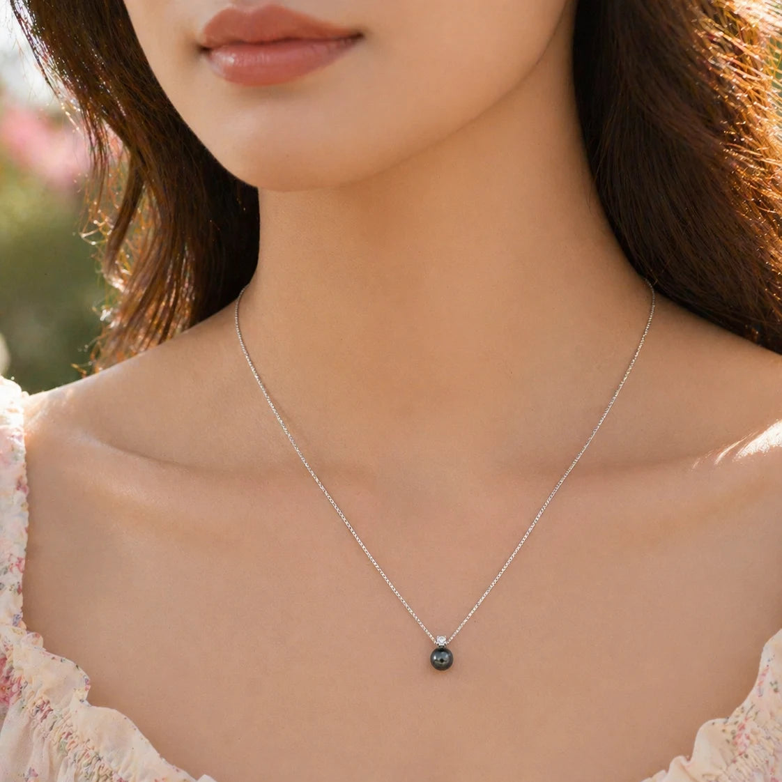 Serene Black Pearl Necklace 2