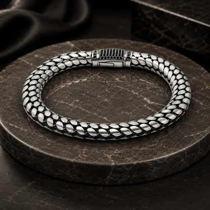 Steel Knot Matte Bracelet for Men 1