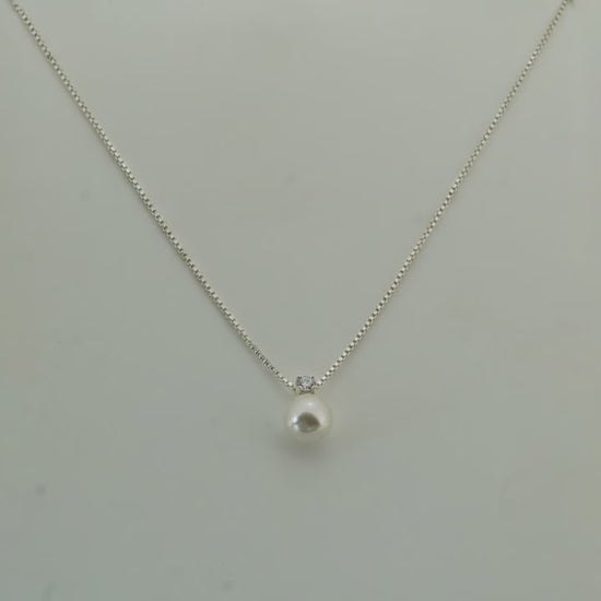 Serene White Pearl Necklace 5